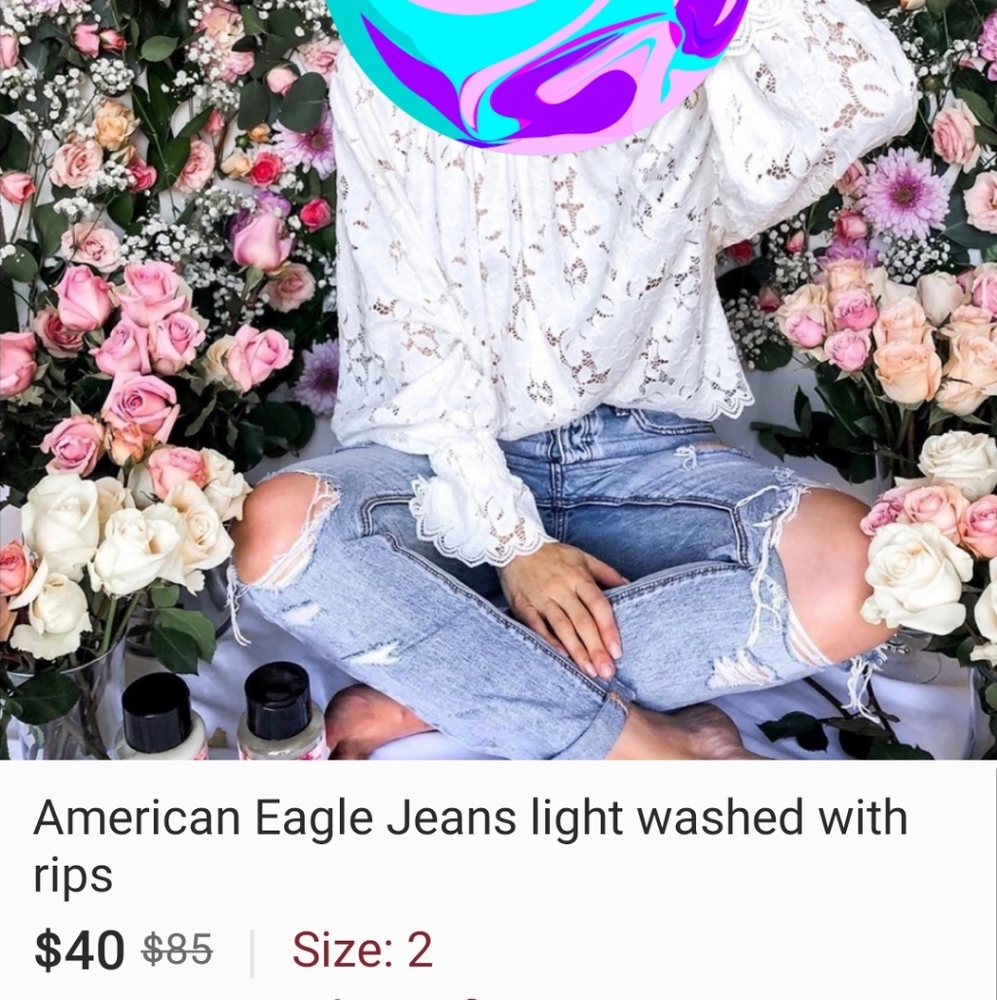 American Eagle size 2 light wash ripped jeans.